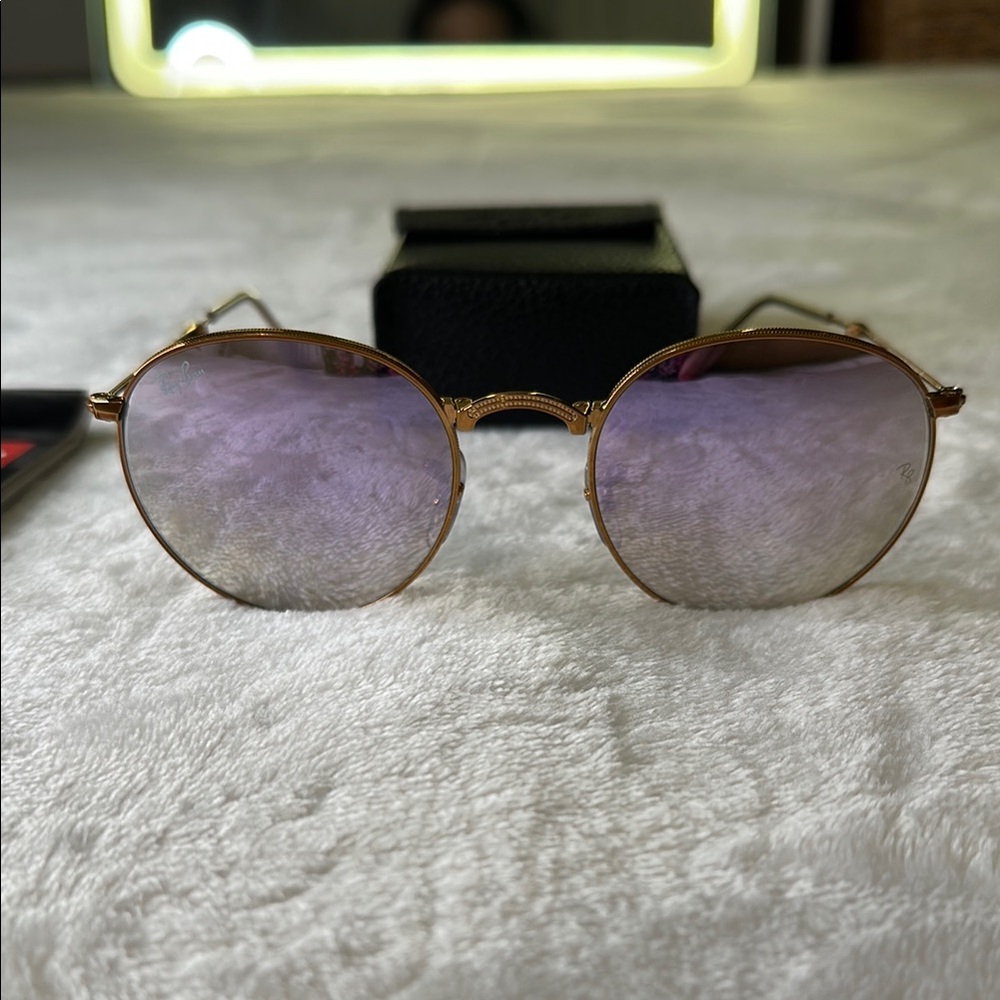 Ray-Ban Folding Sunglass - Picture 12 of 14